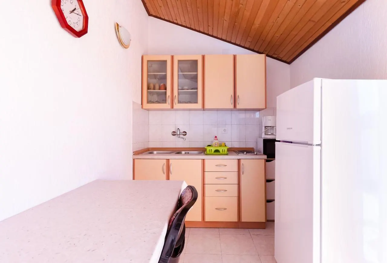 Apartments Ljubica J Lopar Croatia